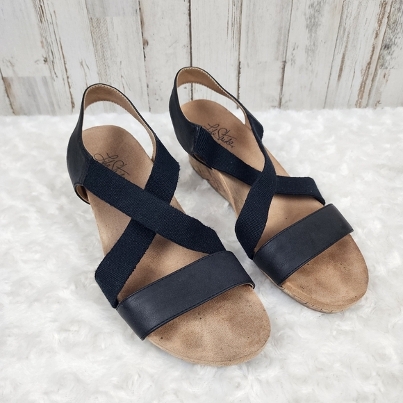 Life Stride Mexico Black Wedge Sandals Size 8 - Picture 1 of 9
